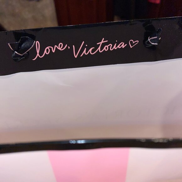 Set of 3 Victoria’s Secret store / shopping / gift bags + box - Picture 4 of 9